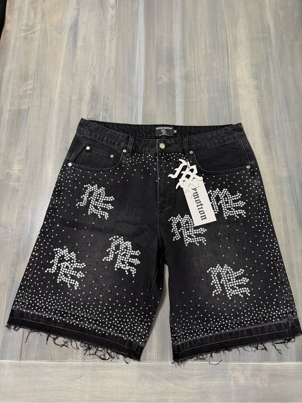 Mixed emotion shorts